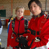 SkyDiving_13-14-Maj2006