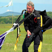 SkyDiving_13-14-Maj2006