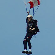 SkyDiving_13-14-Maj2006